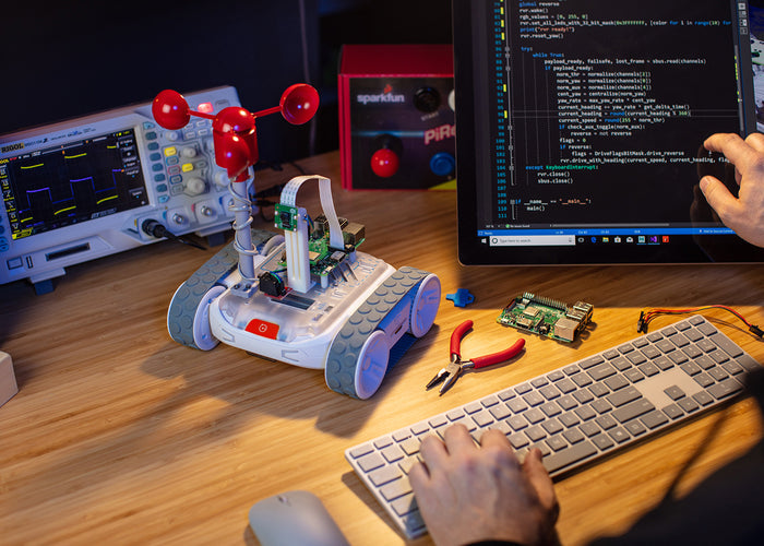 Sammat Education Online Academy - Sphero RVR+
