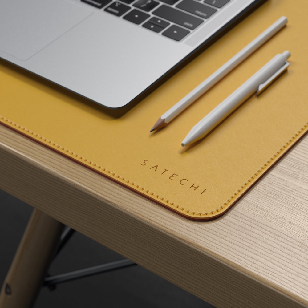 satechi dual sided eco-leather deskmate