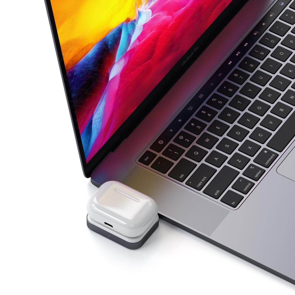satechi usb-c wireless charging dock for airpods (space grey)