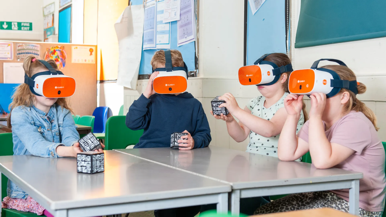 VR in the Classroom: Lesson Ideas by Subject for Years 3–10