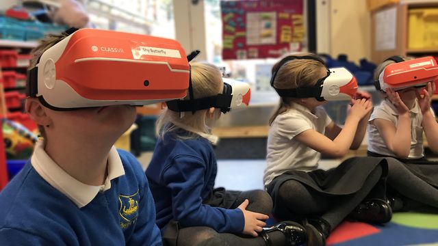 Are you interested in teaching your students about coding and virtual reality?