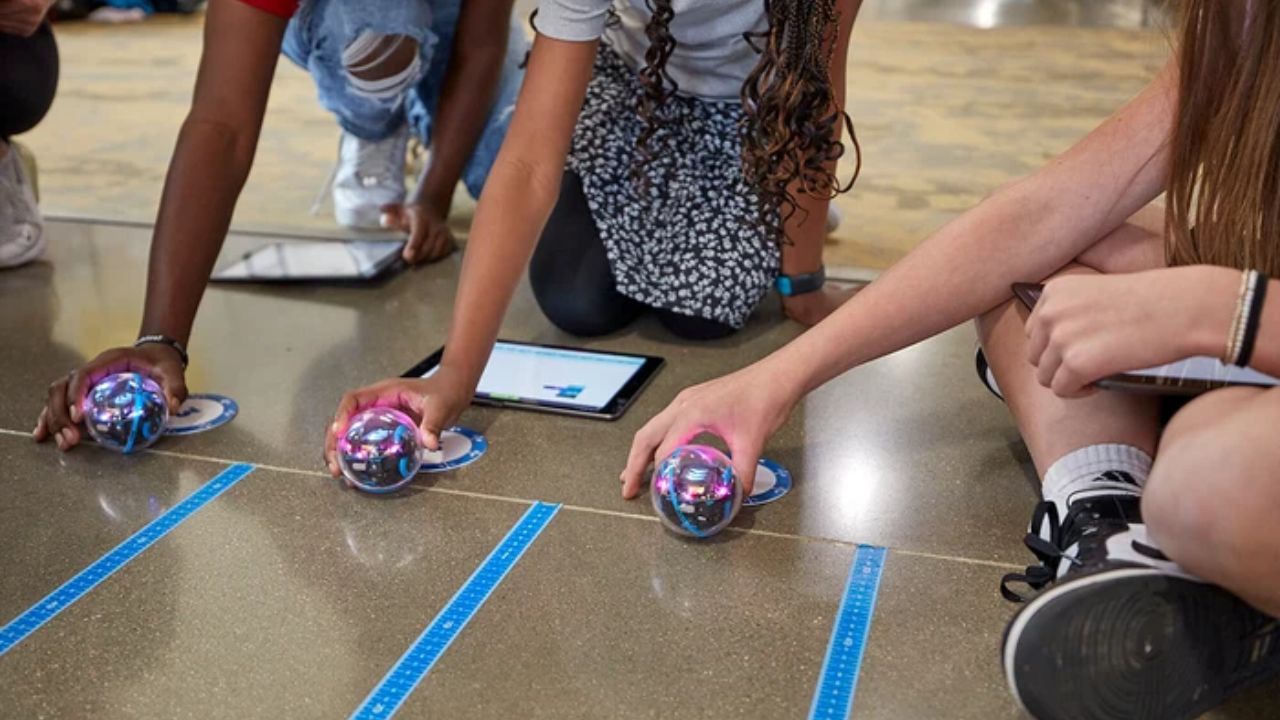 5 Sphero BOLT+ Lesson Ideas for Years 5–6 (Maths, Science and Coding)