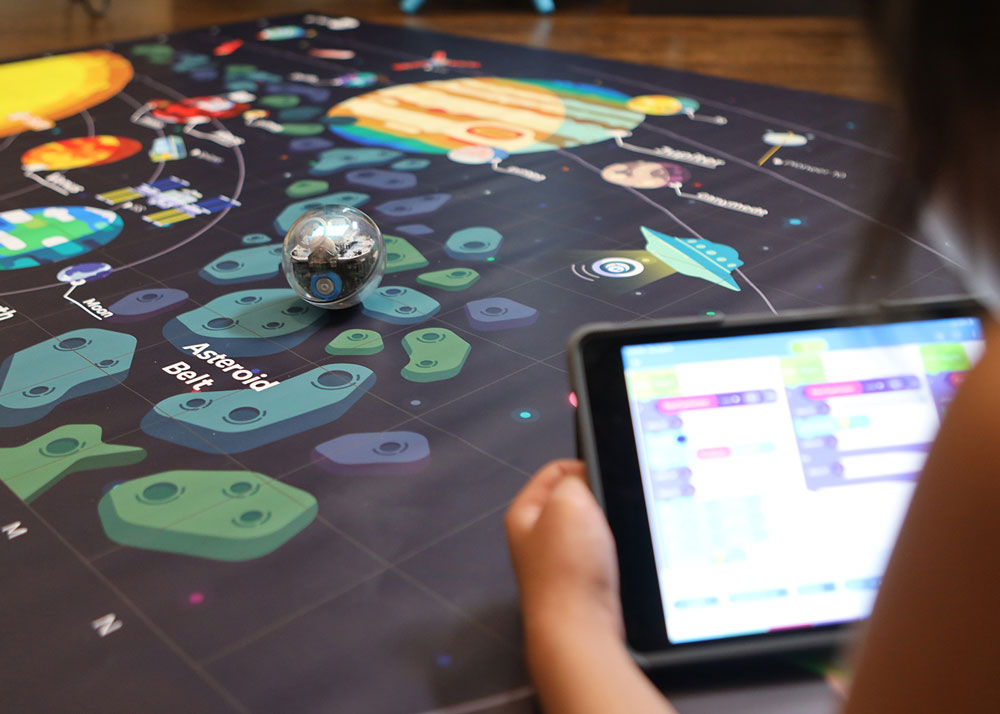 sphero space & soccer code mat + activity card set